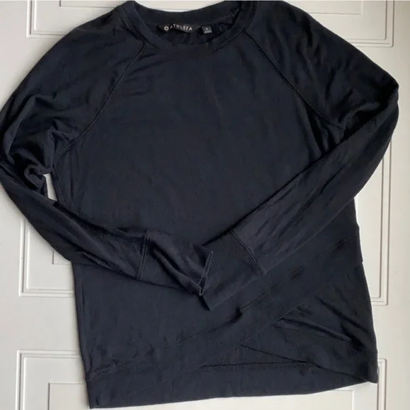 Athleta Criss Cross My Heart Pullover Lightweight Sweatshirt Black Size Small - Picture 3 of 7